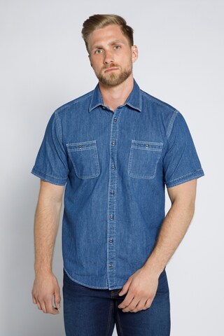 Coupe regular Chemise STHUGE en bleu : devant