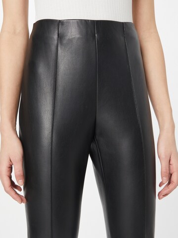 s.Oliver BLACK LABEL - Skinny Leggings em preto