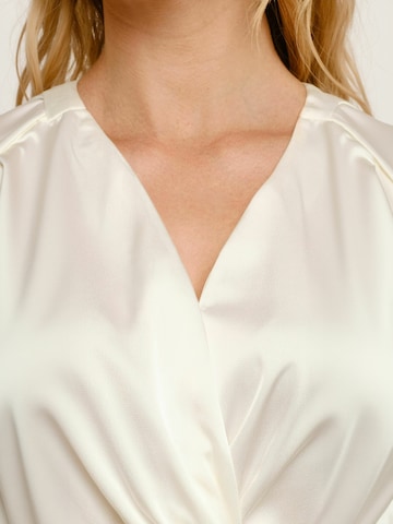 Liberte Essentiel - Camisa ' TIKI ' em branco