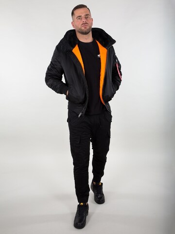 Giacca di mezza stagione 'MA-1' di ALPHA INDUSTRIES in nero