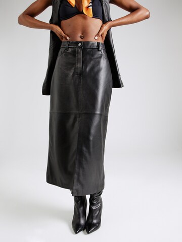 Studio AR Skirt 'JEZRA' in Black: front