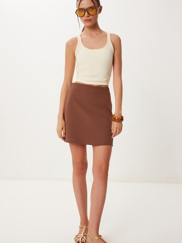 Happiness İstanbul Nederdel i brun