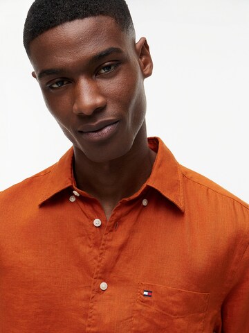 Coupe regular Chemise TOMMY HILFIGER en orange