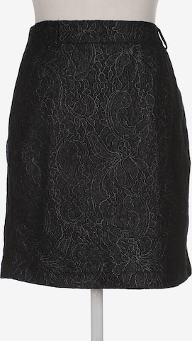 Cream Skirt in L in Black: front