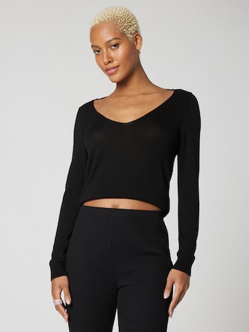 A LOT LESS - Pullover 'Esther' em preto: frente