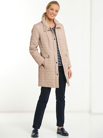 Goldner Between-Seasons Coat in Beige