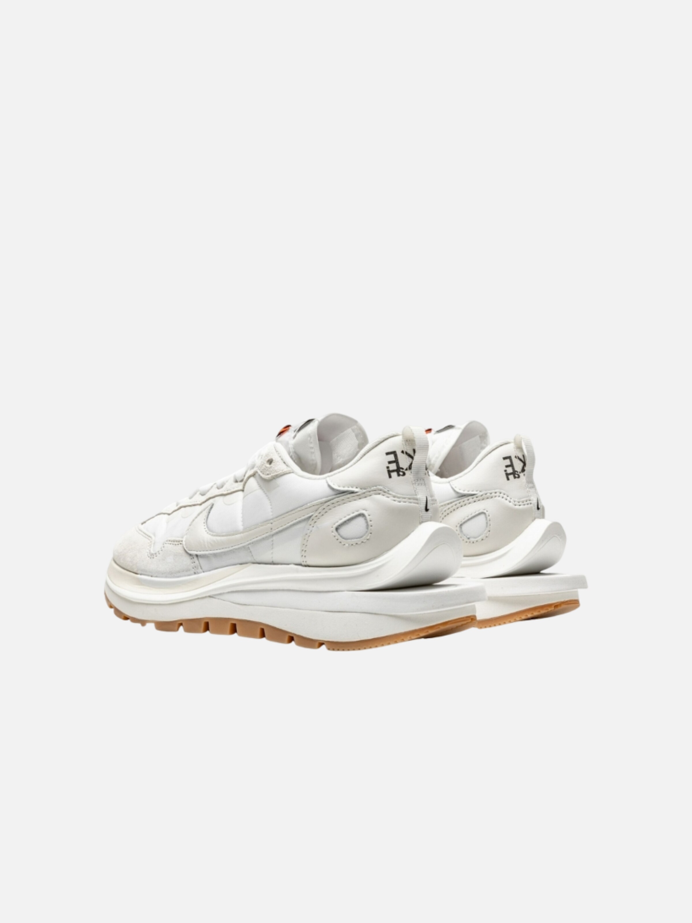 Baskets basses 'Vaporwaffle Sacai Sail Gum' NIKE en blanc