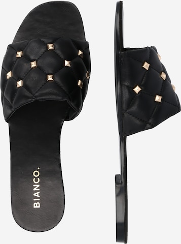 Zoccoletto 'FREYA' di Bianco in nero