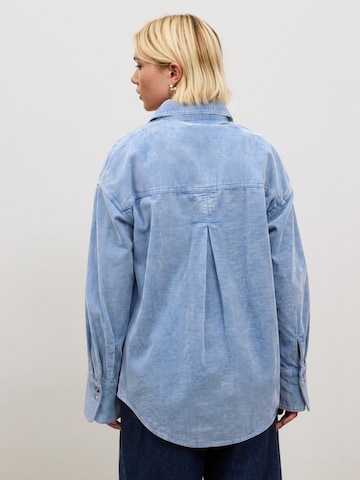 Next Blouse in Blue