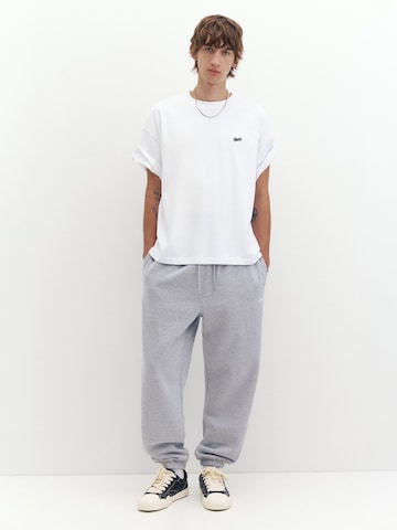 Pull&Bear Tapered Trousers in Grey