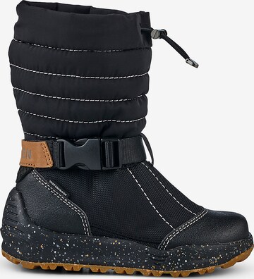 WODEN Snow Boots in Black