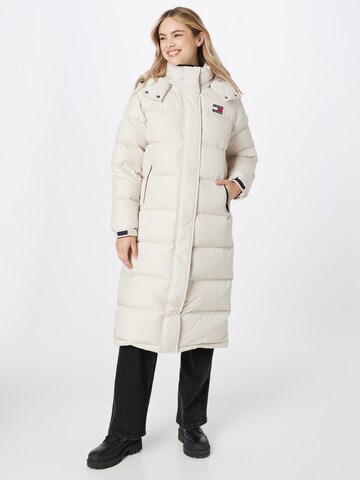 Tommy Jeans - Abrigo de invierno 'Alaska' en beige: frente