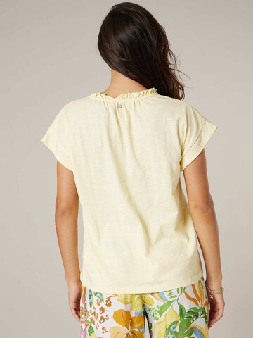 T-shirt 'Kaia' Deeluxe en jaune