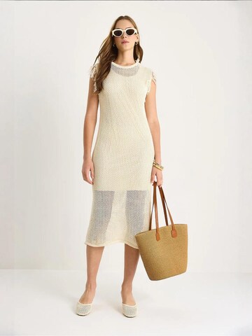 Bianco Lucci Jurk 'Midi' in Beige