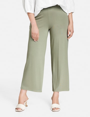 GERRY WEBER Wide leg Broek in Groen: voorkant