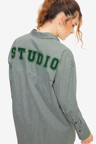 Studio Untold Blouse in Groen