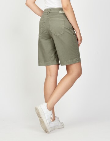 Gang Wide Leg Shorts in Grün