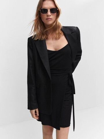 Robe d’été 'LARI' MANGO en noir