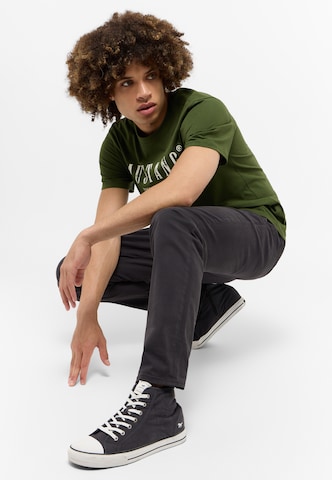 MUSTANG Slimfit Chinohose in Schwarz