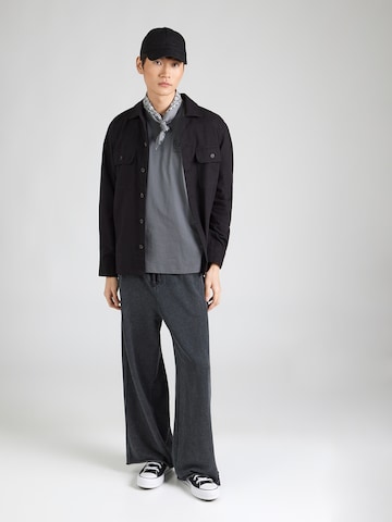 Champion Authentic Athletic Apparel Tričko – šedá