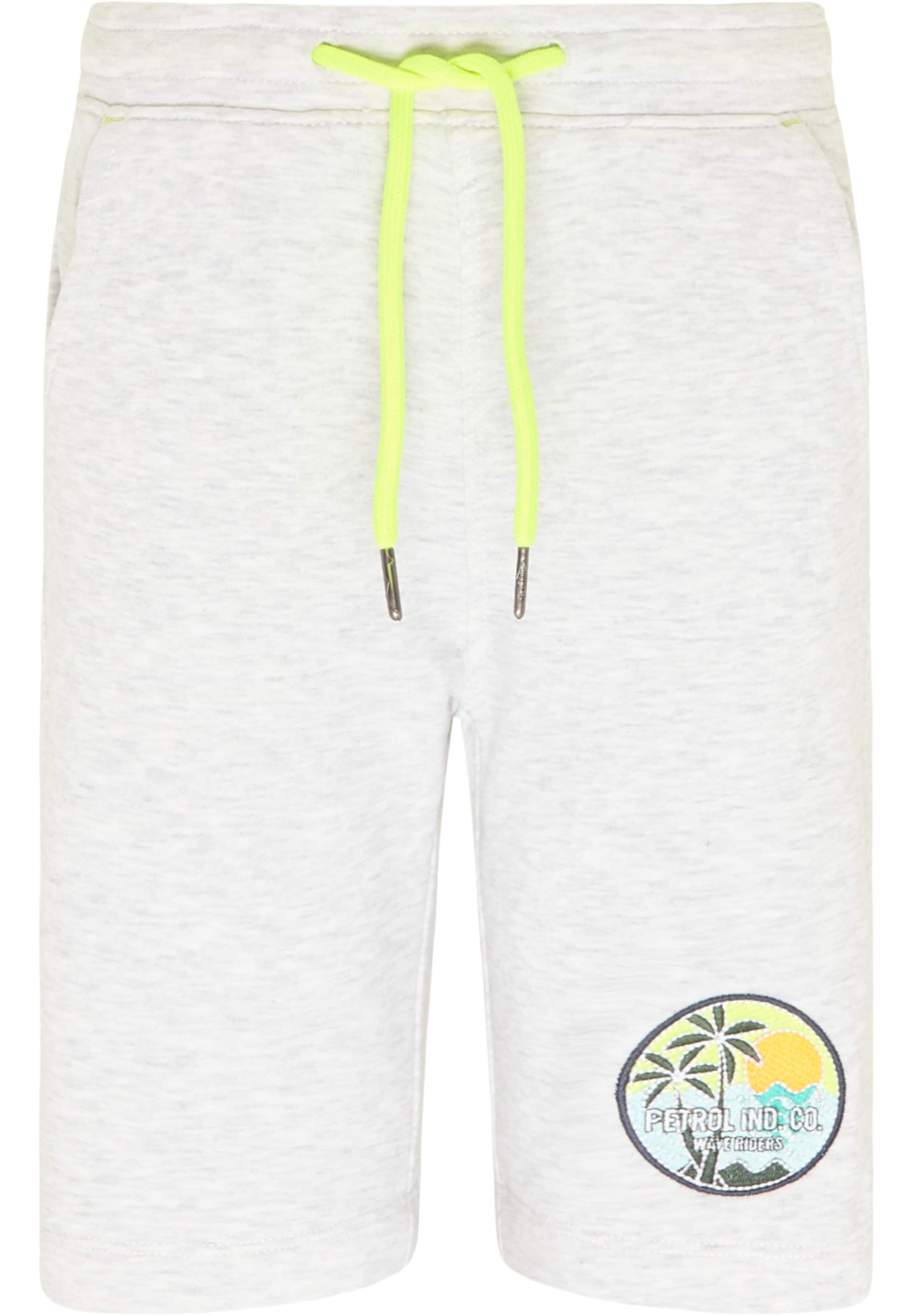 Petrol Industries Nohavice - Sivá: predná strana