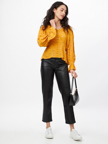 Traffic People - Blusa em amarelo