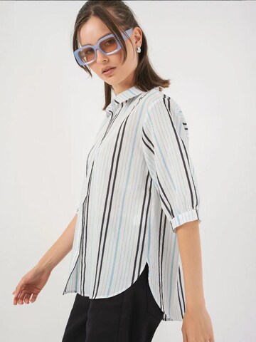 Bigdart - Blusa em azul