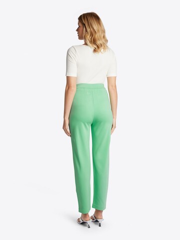 Rich & Royal Normalny krój Spodnie w kolorze zielony