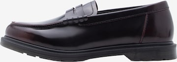 Dr. Martens Mokkasiina 'Mayfare' värissä punainen: etupuoli