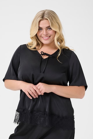 Chemisier 'Hilla Lace' KAFFE CURVE en noir : devant