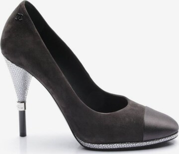 CHANEL High Heels & Pumps in 39 in Grey: front