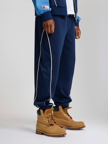 AND1 - regular Pantalón deportivo en azul
