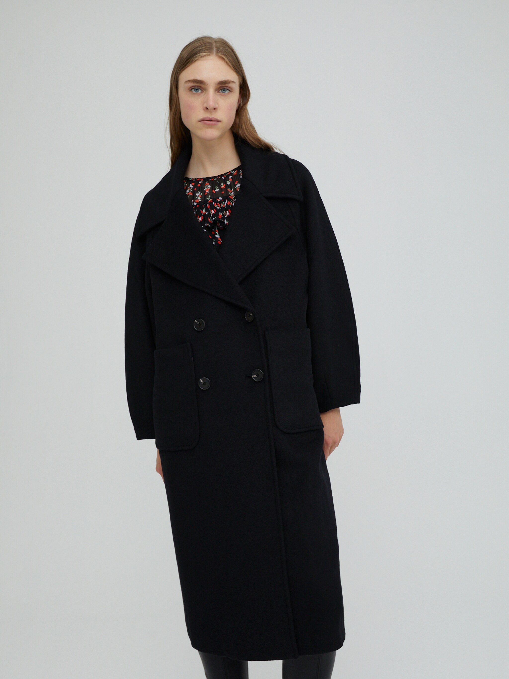 EDITED Producten Tussenmantel 'Daria' Zwart