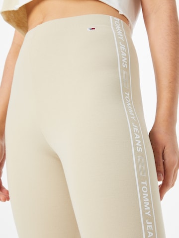 Tommy Jeans Skinny Shorts in Beige