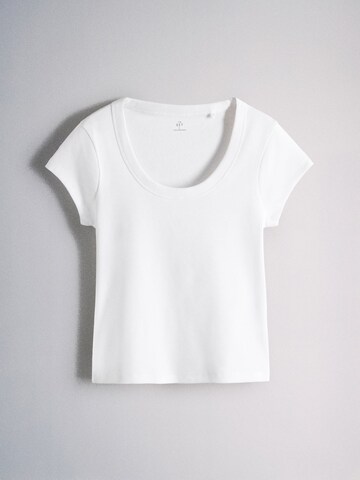 The Set T-Shirt in Braun