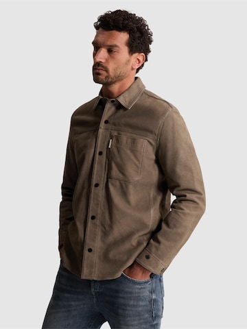 CAST IRON Regular fit Overhemd 'Suede overshirt with waxed seams and chest pocket' in Bruin