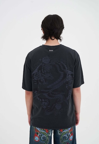 Ed Hardy T-Shirt 'Drag Battle' in Grau