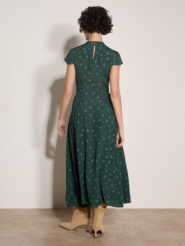Apricot Dress ' ' in Green