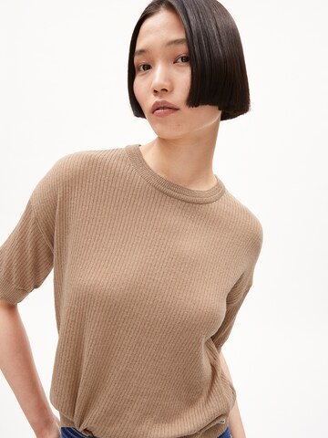 T-shirt ' LINO ' ARMEDANGELS en marron