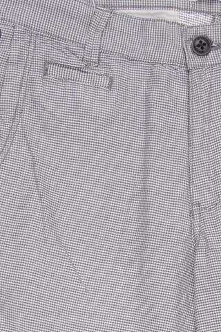 s.Oliver Shorts 29 in Grau