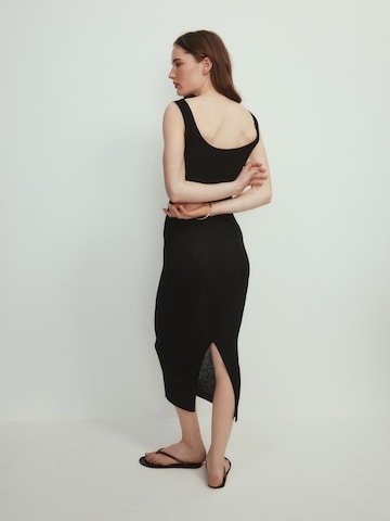 The Set Knit dress in Brown