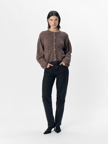 OBJECT Gebreid vest 'SAGGIA' in Bruin