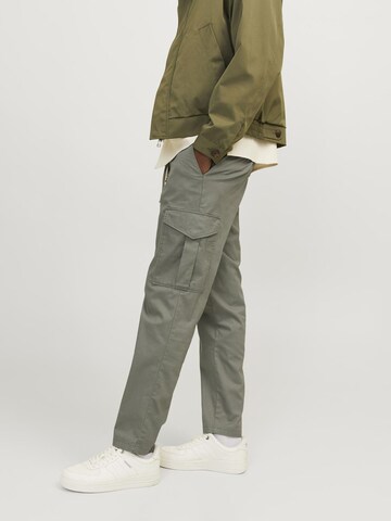 JACK & JONES Regular Cargohose in Grau