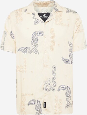 HOLLISTER Button Up Shirt in Beige: front