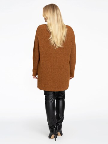 Yoek Oversized Sweater in Brown