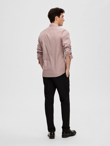SELECTED HOMME Slim fit Button Up Shirt 'SLHEthan' in Pink
