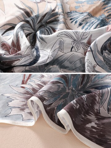 Vivi Idee Scarf 'Pastelllandschaft' in Orange