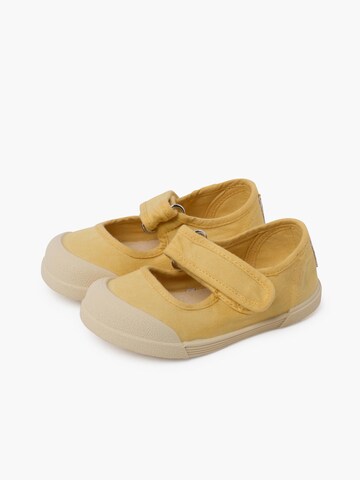 Ballerina di Pisamonas in giallo