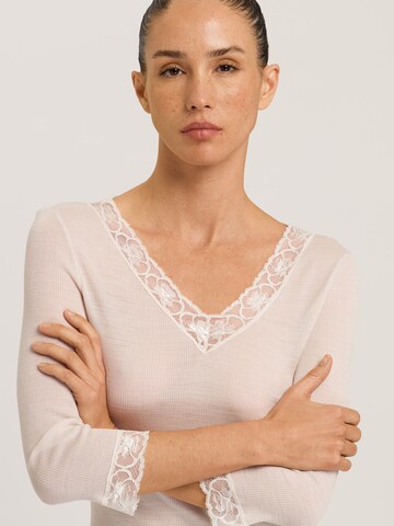Hanro Onderhemd ' Woolen Lace ' in Beige