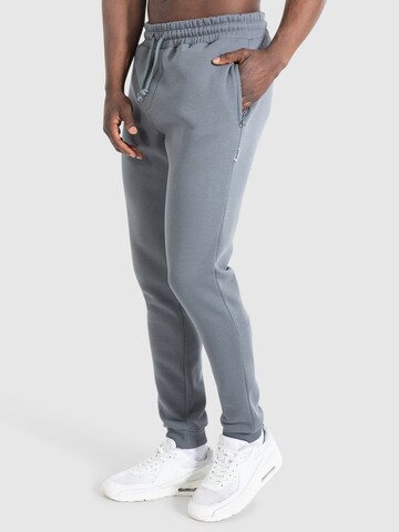 Smilodox Tapered Broek ' Aldin ' in Grijs